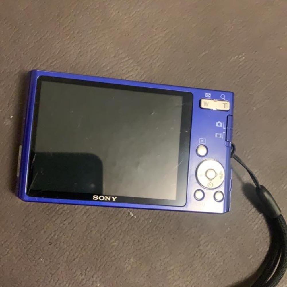 Sony cyber-shot camera